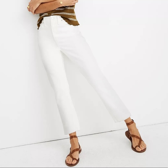 The High-Rise Slim Boyjean in Tile White - Picture 1 of 9